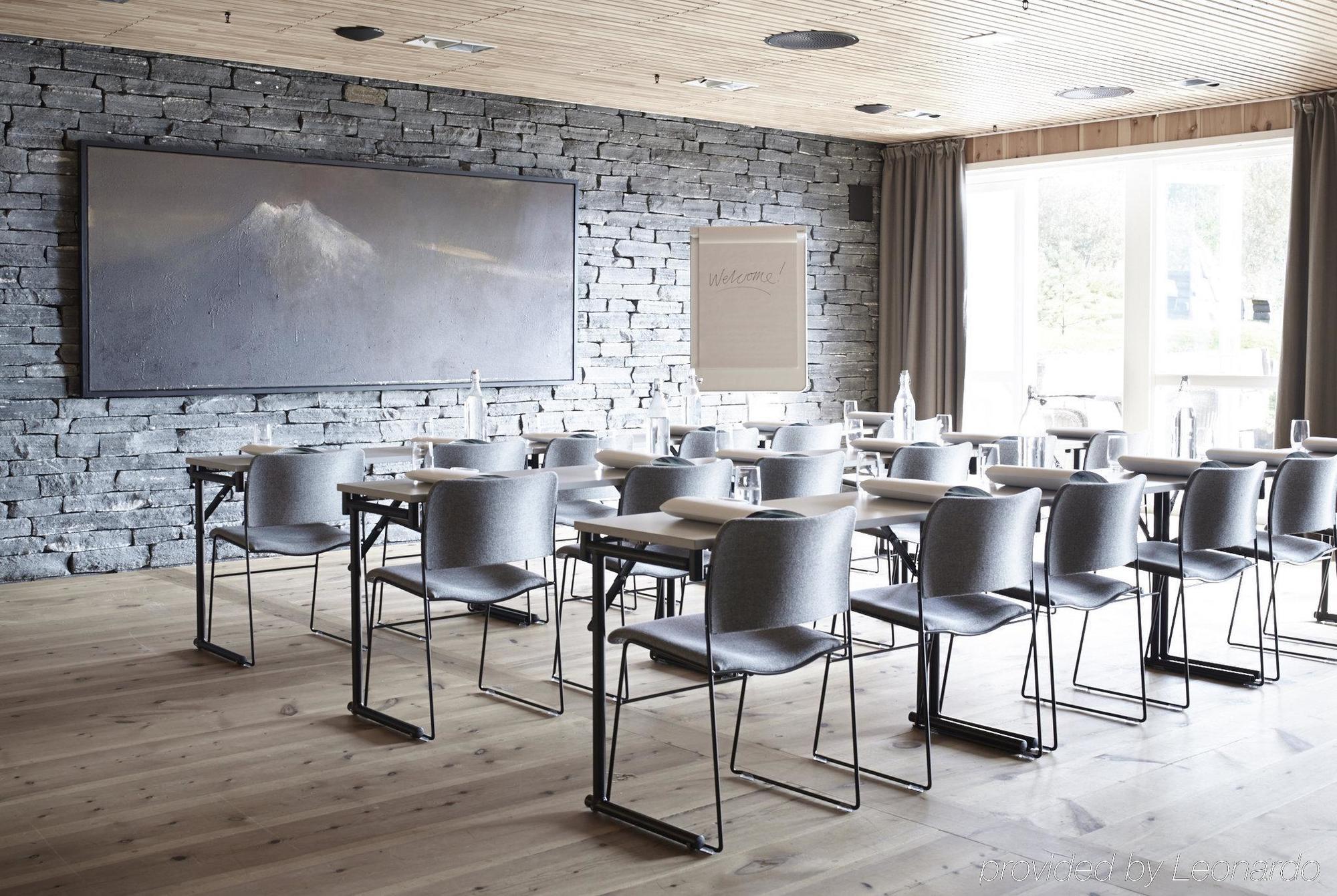 Storfjord Hotel Skodje Ngoại thất bức ảnh